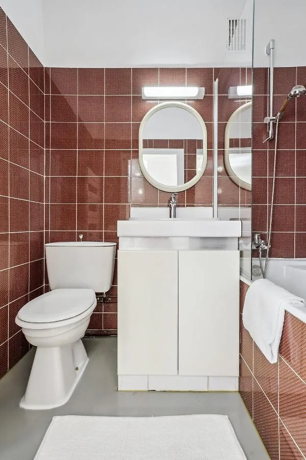 Trocadero & Eiffel Tower - Cityapartmentstay Paris Apartment
